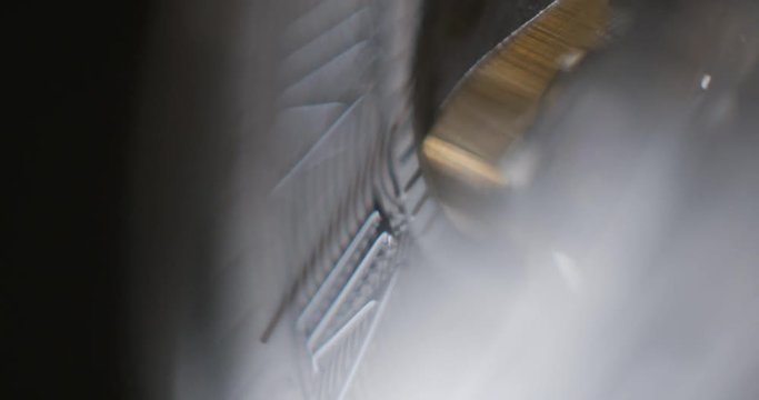 Watch tourbillon rotating macro slowmotion &sbquo;&Auml;&igrave; orginal file&not;&dagger;: 4K DCI, PRO RES 444, 12 bits