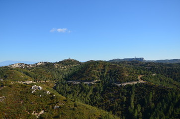 Fototapeta na wymiar Massif des Alpilles