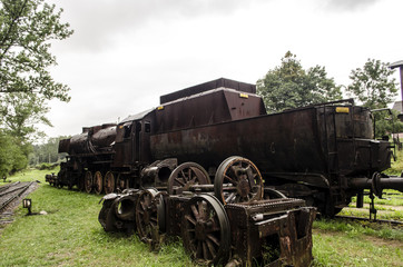 Fototapeta na wymiar lokomotywa, pociąg, wagon, stacja 