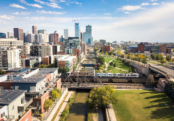 Denver cityscape aerial view with bridges over cherry creek river - obrazy, fototapety, plakaty