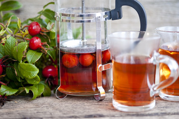 dog rose tea