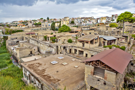 Руины Геркуланума. Италия.