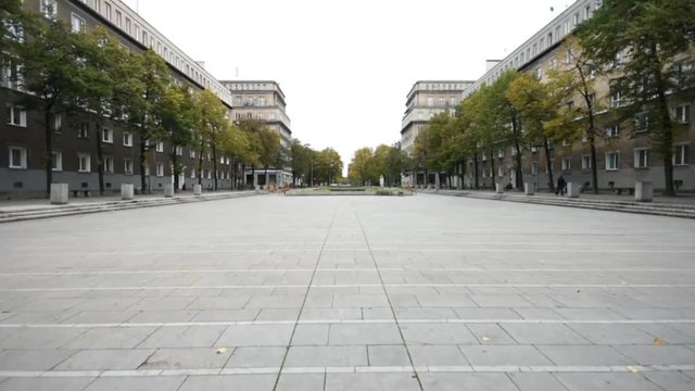 Nowa Huta ride Avenue of Roses (Aleja R&oacute;ż) from Plac Centralny 01
