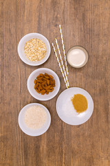 Plant alternative milk recipe: almond, oat, rice