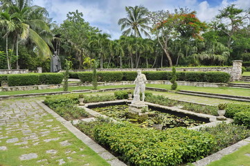 Statue in Versailles Gardens, Nassau, Bahamas