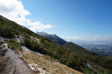 Fototapeta premium Mountains Overlook Provo Utah Early Snow 01