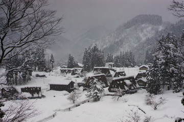 冬の五箇山 Gokayama