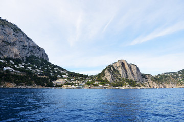 Naklejka premium Rocks and sea