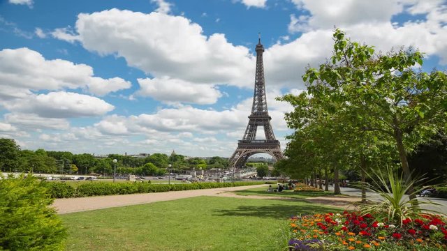 PARIS, FRANCE - JUNE 05, 2017: Eiffel Tower timelapse video from the park near Trocadero Place.