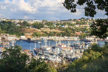 Fototapeta na wymiar the port of Sevastopol
