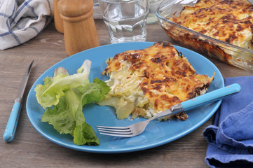 Gratin dauphinois et salade