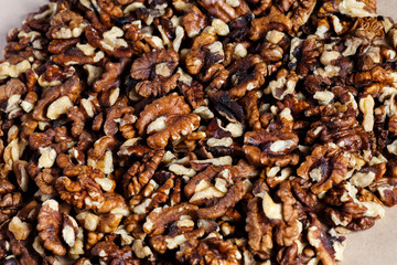 handful of walnut kernels