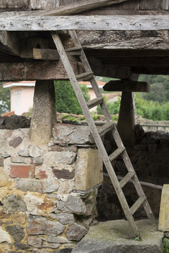 Ladder. H&oacute;rreo.