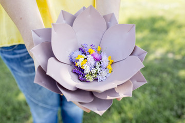 Wellness - flower bowl with meadows