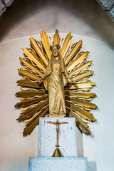 Dans l'église du fort de Laguiole