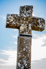Croix près de l'église du fort de Laguiole
