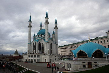 Fototapeta na wymiar Мечеть Кул-Шариф в Казани, Россия