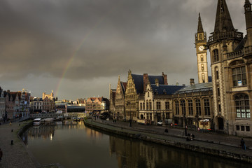 Fototapeta na wymiar Ghent Canal