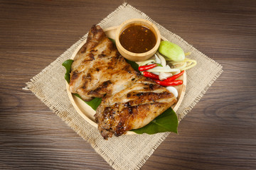 charcoal-boiled pork neck,Grill pork On wooden plate and sauce