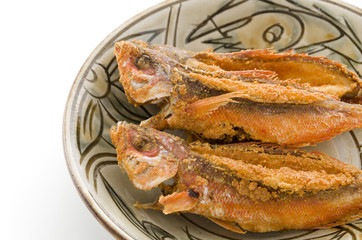 グルクン（タカサゴ）の唐揚げ