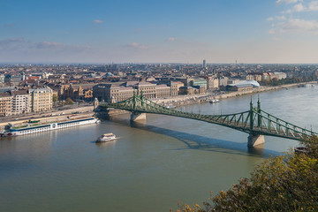 Fototapeta na wymiar Danube river and Liberty Bridge in Budapest, Hungary