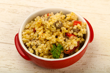 Bulgur with chicken hearts