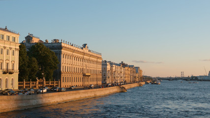 Fototapeta premium Palace embankment in the evening - St. Petersburg, Russia