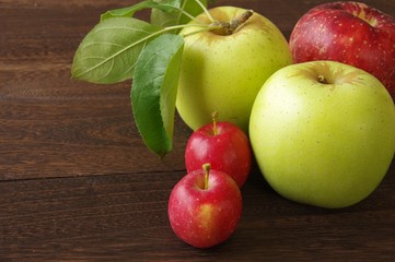 リンゴ　秋の味覚