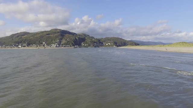 Quickly Flying Backwards at Low Altitude Across the Shore Line