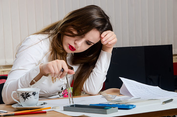 beautiful girl with drawing tools