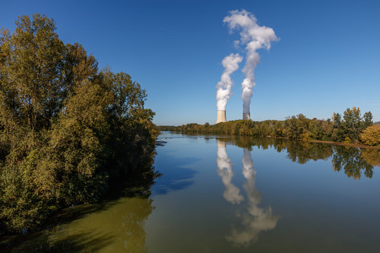 France, Centrale Nucl&eacute;aire de Golfech