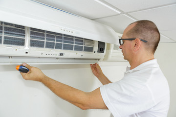 fixing and maintaining air conditioning system