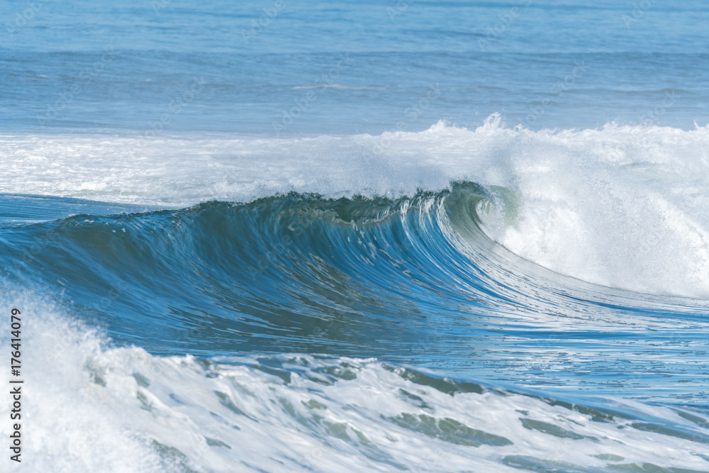 Wall mural Atlantic waves in Portugal