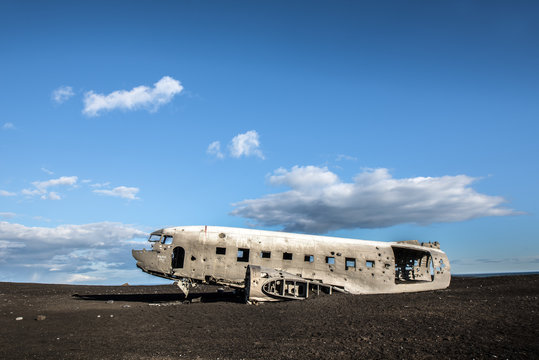 old us navy plane wreck in Iceland
