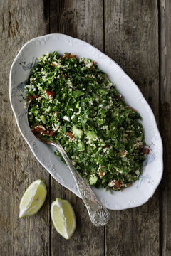 Food: bulgur tabbouleh salad