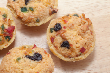 mix Fruit Cookie Cup on wooden plate