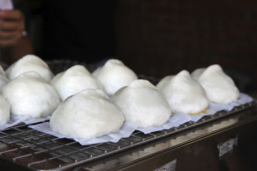 steamed stuffed bun