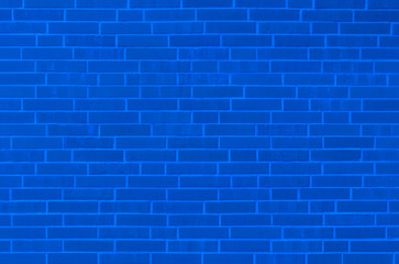 Blaue Backsteinmauer