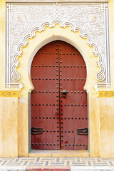 Traditionelle Eingangstür. Fes. Marokko