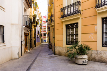Naklejka premium VALENCIA, SPAIN - March 10, 2017: street view of downtown valencia, is Spain's third largest metropolitan area, with a population ranging from 1.7 to 2.5 million.