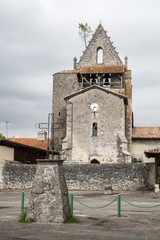 Fototapeta na wymiar Church in southern France