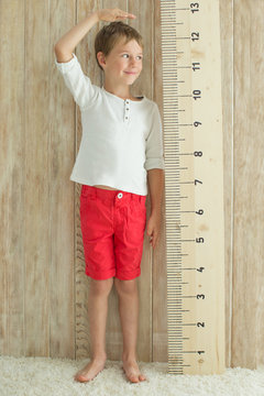 Measuring the growth of a child 