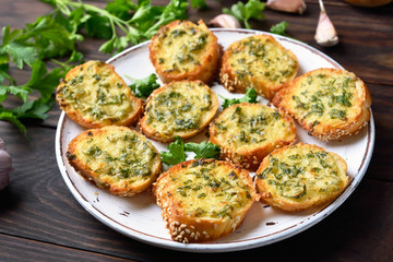 Cheese garlic bread