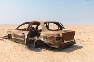 Auto-Verschrottung in der Namib Wüste