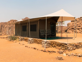 Urlaub im Campingzelt, Damaraland Namibia
