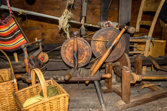 Old Weaving machine