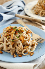 Whole wheat tagliolini with mushrooms Porcini