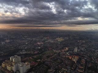 A dramatic clouds captured above the city skyline.