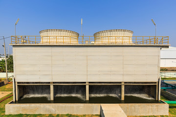 Industrial cooling tower