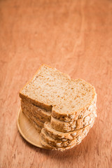 whole wheat bread, bio ingredients, very healthy